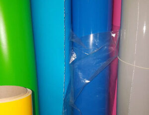 Vinyles de couleurs pour découpes